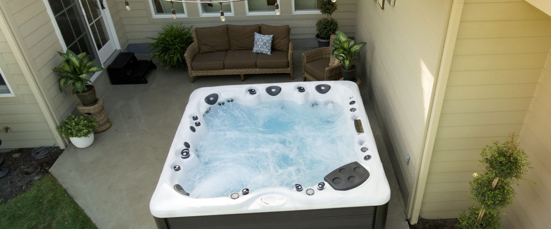 What Does a Spa Normally Include? An Expert's Guide